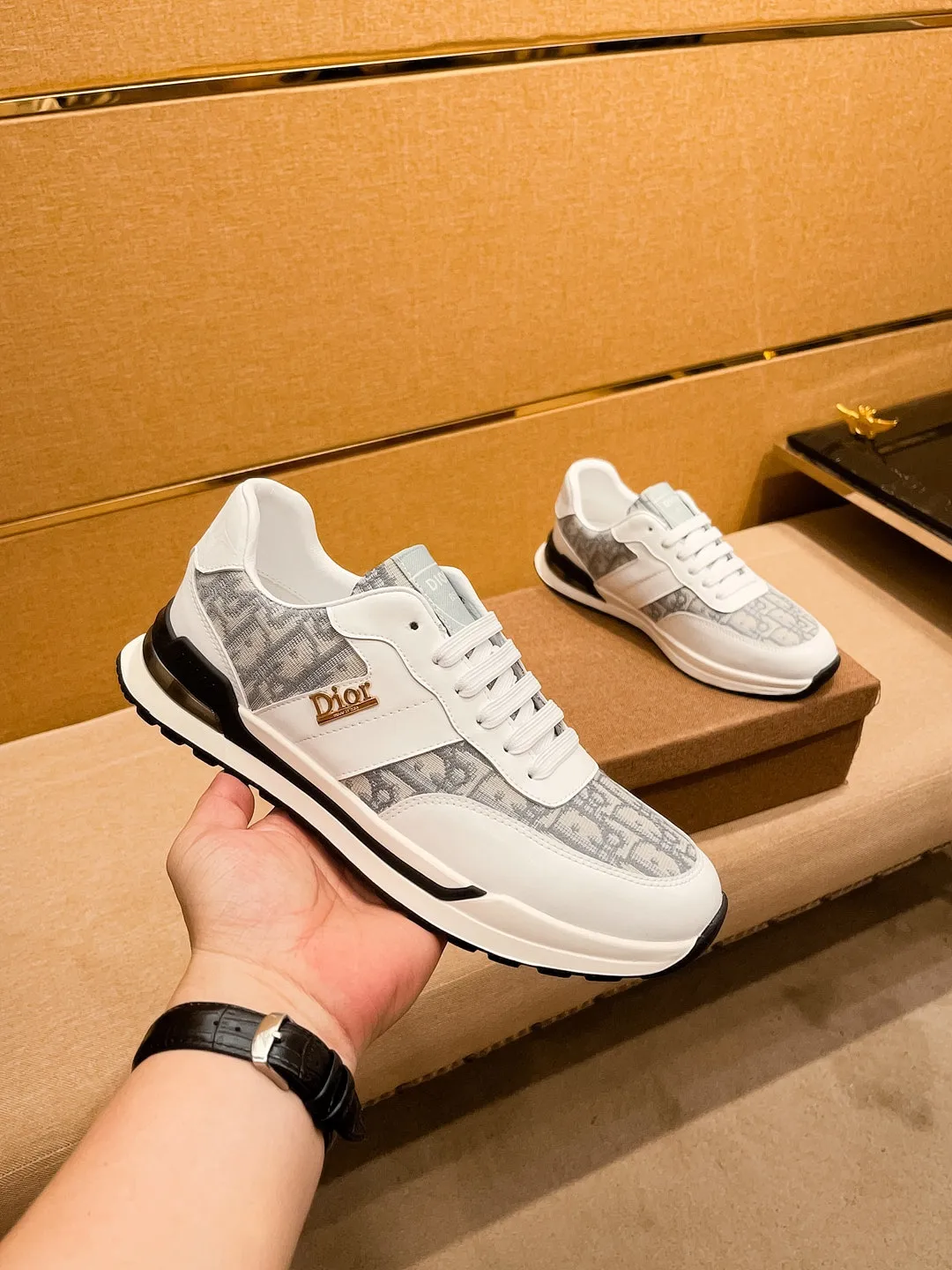 Men's shoes💰 420💰🔥【Dior】High-end brand of men's shoes official website 1:1 latest masterpiece: the upper is made of Italian imported first-layer cowhide, comfortable and breathable lining➕original non-slip and wear-resistant outsole🔥, making walking more convenient and comfortable! An exclusive new model, a stunning work, a beautiful 1:1 replica [color] compared to the official quality! Create a fashionable personality to set off your uniqueness! A must-have for trendy men! Classic 🔥Size: 38-44 Color: 🔥Multiple colors available